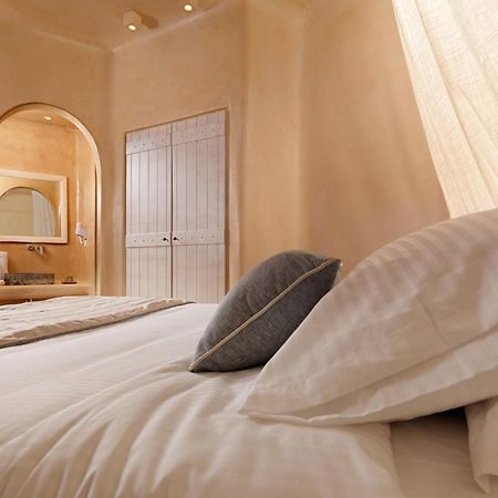 Dome Santorini Resort Imerovigli  Room photo